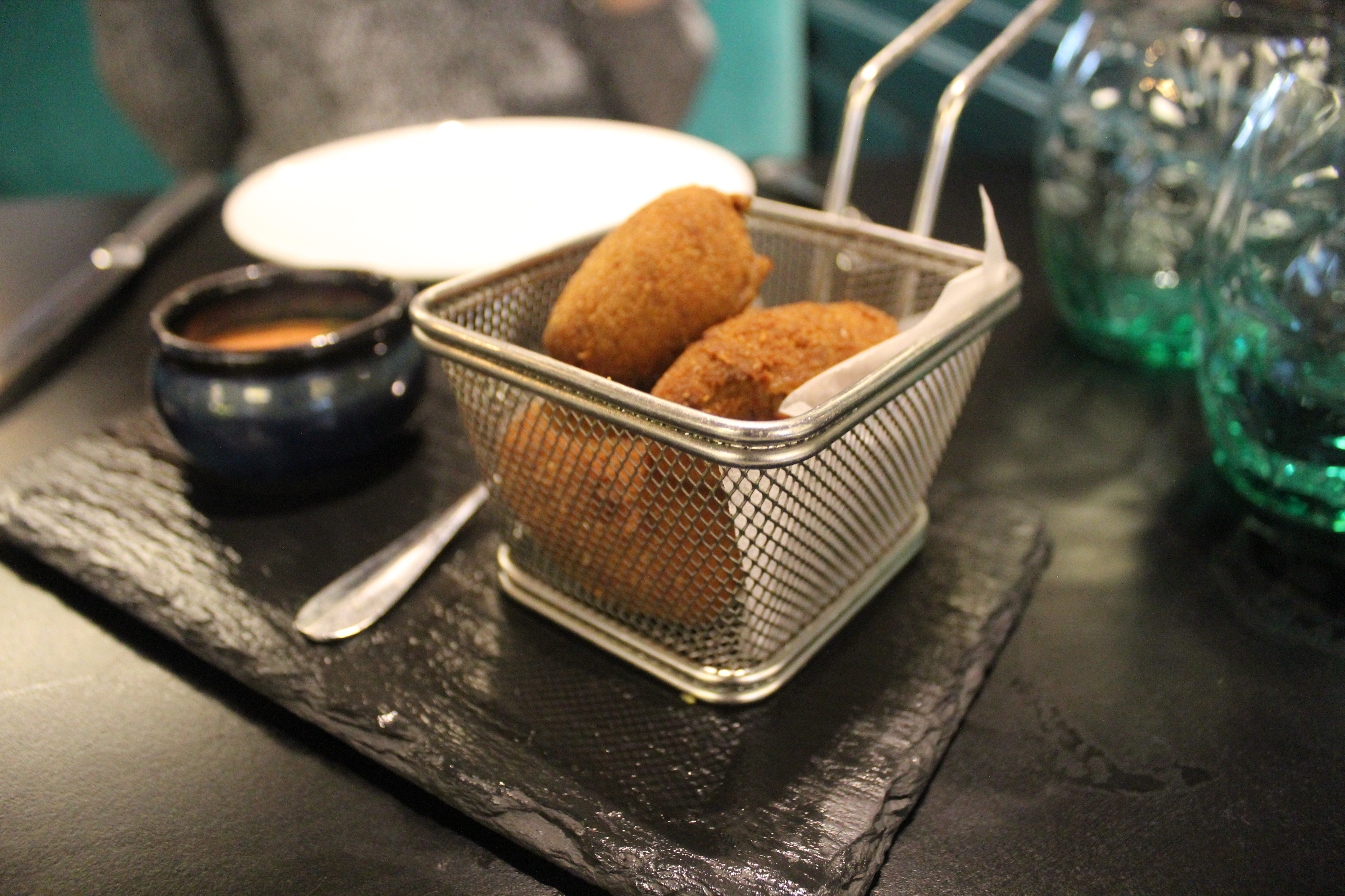 This image has an empty alt attribute; its file name is img_1194.jpg